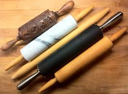 The american rolling pin is commonly available in a variety of materials. Test Kitchen Tips Rolling Pins 101 Daily Dish Los Angeles Times