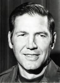 Player photos for the 1958-59 Saskatoon Quakers at hockeydb.com