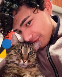 Daniel Robles (@daniel.oaks) • Instagram photos and videos