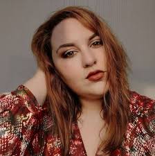 Edit: Thank you everyone for your suggestions! I found a photographer to go  with 😊 Posting anonymously because my fiance is in this group lol but I'm  wanting to have a wedding