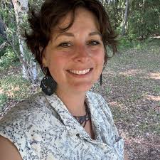 What's everyone's new year tradition? I've heard if you want Love you Eat  12 green grapes underneath the table or Purple grapes for fortune. ￼