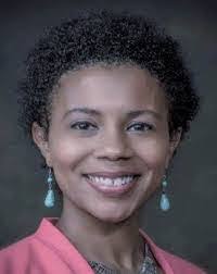 Amanda Scearce's Instagram, Twitter & Facebook