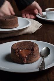 Coulant De Chocolate Recetas Postres Chocolate Desserts Sweet Desserts Cake Recipes