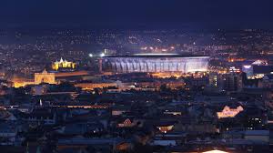 Plany zmiany narodowego stadionu węgier zaczęły się jeszcze pod koniec xx wieku, gdy kraj starał się po raz pierwszy o organizację piłkarskich mistrzostw europy. Stadien Der Euro 2020 Budapest Uefa Euro 2020 Bildergalerie Kicker