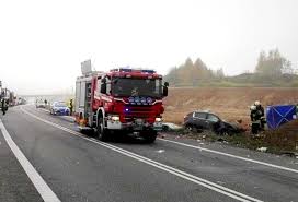 Jak pisze do nas użytkownik naszego portalu, wypadek miał miejsce w okolicach. Kolejny Tragiczny Wypadek Na S1 W Mierzecicach Dlaczego Na Tym Odcinku Wciaz Gina Ludzie Co Jest Z Ta Droga Nie Tak Dziennik Zachodni