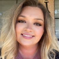 Holly Dickens's Instagram, Twitter & Facebook