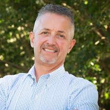 Sarah Lyda's Instagram, Twitter & Facebook