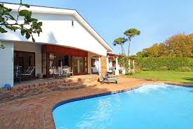 Four Bedroom Self Catering Holiday House Constantia Holiday Home Cape Town Holidays Constantia