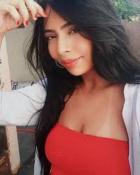 Ana julia Aparicio (@juliaapariciooo) • Instagram photos and videos