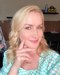 Angela Kinsey family in detail: husbands, kids, parents, sisters