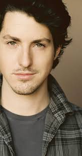 Does this look a lot like Neelix?