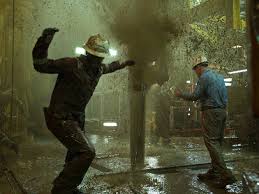 Peter berg directed it from a screenplay by matthew michael carnahan and matthew sand. Deepwater Horizon 2016 Directed By Peter Berg Film Review