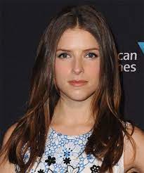 Anna Kendrick Long Straight Dark Brunette Hairstyle Anna Kendrick Hair Anna Kendrick Hair Styles