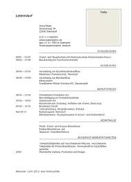 Die folgende vorlage gibt ihnen ein beispiel dafür, was sie in ihren lebenslauf aufnehmen müssen und zeigt das entsprechende format für einen lebenslauf an. Lebenslauf Layout Muster Lebenslauf