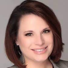 Laura Bence's Instagram, Twitter & Facebook