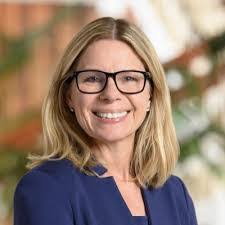 Corinne Woods's Instagram, Twitter & Facebook