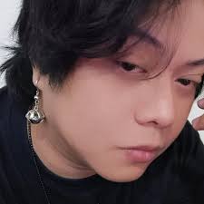 Bạn nghĩ gì về mũ bảo hiểm của Wolverine ở Deadpool & Wolverine? Bạn có  thích đôi mắt trắng không?