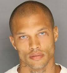 Hot Felon 2.0' mugshot sets internet ablaze after leading cops