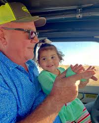 J A N • E L M O R E