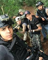 Desde a sua publicação, o livro baixa musica do caçadores de lenda é realmente muito procurado por seus fãs, porque o conteúdo do material é de alta qualidade. Pronto Pra Morrer De Medo Com Os Cacadores De Lendas Foto De Princesa Renato Garcia Renato