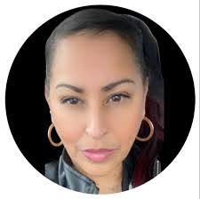 Christina Cherry's Instagram, Twitter & Facebook