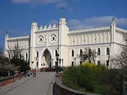 Na cmentarzu przy unickiej odnaleziono kolejne szczątki więźniów lubelskiego zamku. Lublin Castle Poland Beautiful Castles Castle Poland
