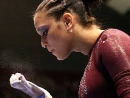 Injury forces Humphrey to leave gymnastics team