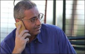 Καλογεροπούλου άρχισε να φωνάζει, ζητώντας τον λόγο για το σχόλιο, ενώ λίγο αργότερα έβγαλε το μικρόφωνο και έφυγε από το πλατό. H Anakoinwsh Twn Synadelfwn Toy Dhmosiografoy Toy Skai Argyrh Kalogeropoyloy Poy Apoly8hke H Symmorfwneste H Apolyeste Camera Stylo Online