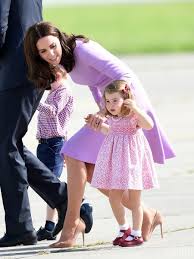 Jak bude vypadat britská princezna charlotte v osmnácti letech? Roztomily Outfit Princeznej Charlotte Vam Vycari Usmev Na Tvari Ozdoba KraÄ¾ovskej Rodiny Vas Zarucene Ocari Galeria 3 Feminity Sk