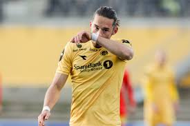 Amor layouni (tunisia) right footed shot from the centre of the box to the centre of the goal. Fotball Sport Glimts Layouni Holdt Lekestue I Bodo