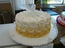 Pasteles para bautizo blanco con dorado. Bautizo Zahira Fifi Postres En Blanco Y Rosa Cake Desserts Food