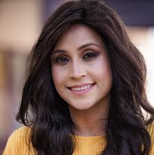 33yearsofthoovanathumbikal . Jayakrishnan and Clara immortalised by the  inimitable, passionate storyteller Padmarajan Sir ❤ . This haunting BGM by  Johnson Master touches your soul strings like no other ! Thoovanathumbikal  means 'Dragonflies