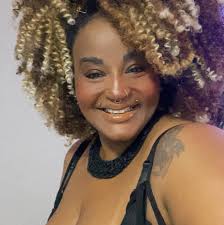 Carol Schindler Lessa