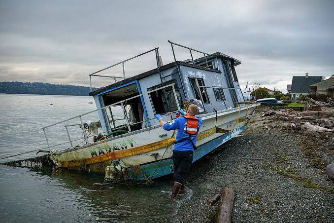 Ghost ship ends eerie journey on Whidbey Island beach | HeraldNet.com