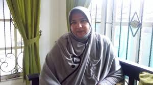 Apa yang disampaikan ustaz arifin ilham itu ternyata membuat sang istri pertama, yuni syahla, bersedih hati. Kak Emma Firza Pernah Difitnah Jadi Istri Ketiga Ustaz Arifin Ilham Kumparan Com