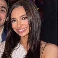 Gail Hinkle's Instagram, Twitter & Facebook