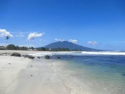 Dewasa ini, semakin banyak dikenal pantai indah di kalianda lampung selatan yang bagus dari kawasan. Laguna Helau Kalianda