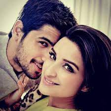 Ahhh Soooo Cute Together Whatsapp Dp Images Whatsapp Dp Couples