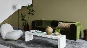 İç cephe yeni boya trendleri olarak piyasa araştırması yaparak bu alanda en yeni ve en son boya trendlerini takip edebilir ve iç mekanlarınızı en son trend boyalarla boyatabilirsiniz. 2020 Renk Koleksiyonu