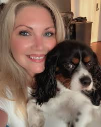 Elizabeth Chmurak (@elizabethchmuraknews) • Instagram photos and videos