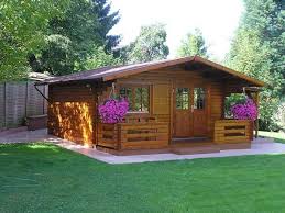 Vogliamo liberare spazio in casa creando un posto accogliente per le cose alle quali teniamo di più? Vivere In Una Casa Di Legno Ecco Cosa E Necessario Sapere