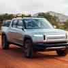 A truck camper is slid into place in the bed of a truck and then fastened onto the truck frame. Https Encrypted Tbn0 Gstatic Com Images Q Tbn And9gcrjf2xxamywklwonqz6qv A9q1e5gtx Fupjrtcg8hsmqsdiegk Usqp Cau