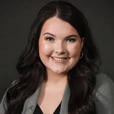 Nancy Donlon's Instagram, Twitter & Facebook