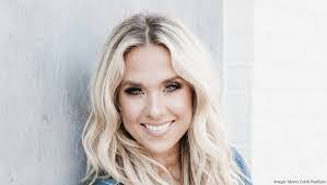 Laci Mccallum's Instagram, Twitter & Facebook