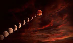 Eclipsa de lună din 27 iulie 2018 a fost a doua eclipsă de lună din anul 2018. Eclipsa Totala De Luna In Varsator 27 Iulie 2018 Iesirea Din Lume Si Intoarcerea La Inima