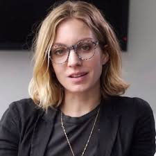 Robyn Cumming » School of the Arts, Media, Performance & Design