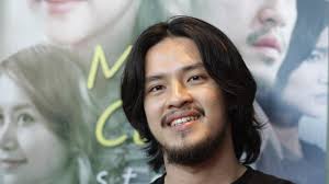 Bagaimana tidak, perubahan total morgan yang dulunya terlihat metrosexual kini lebih terlihat masculine. Morgan Oey Merasa Dewasa Dengan Kumis Dan Jenggot Showbiz Liputan6 Com