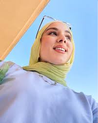 جمالُكِ يُلفِت العُيون و عينيكِ تُلفِت القُلوب🤍 #fyp #جمال #شتاء