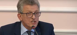 Stanisław piotrowicz wielokrotnie mówił, że po wprowadzeniu stanu wojennego w 1981 roku odmawiał prowadzenia śledztw politycznych. Stanislaw Piotrowicz I Leki Dla Zony Ekspert Podwaza Tlumaczenia Polityka Antyfake