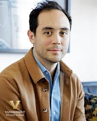 We wanted to extend a warm welcome to our new Doctor of Ministry students!  This picture was taken a few weeks ago during D.Min. Orientation here at  VDS. We are glad you